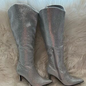 Sexy women’s rhinestones studded boots!